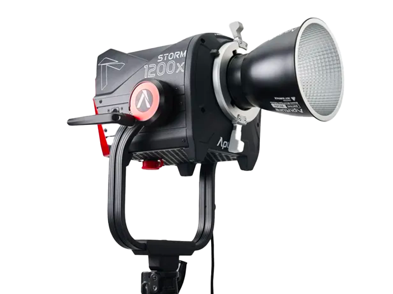 Aputure 1200D